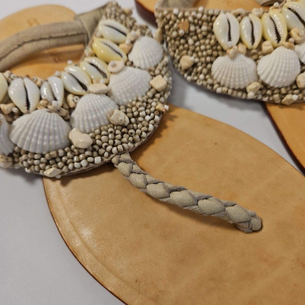 Rare Cocobelle Italian Leather Sandals Embellished with shells sz 6.5 - Picture 5 of 11